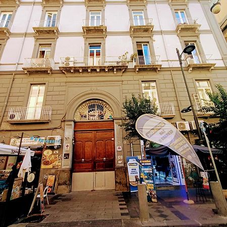La Maison Di Partenope Napoli Esterno foto