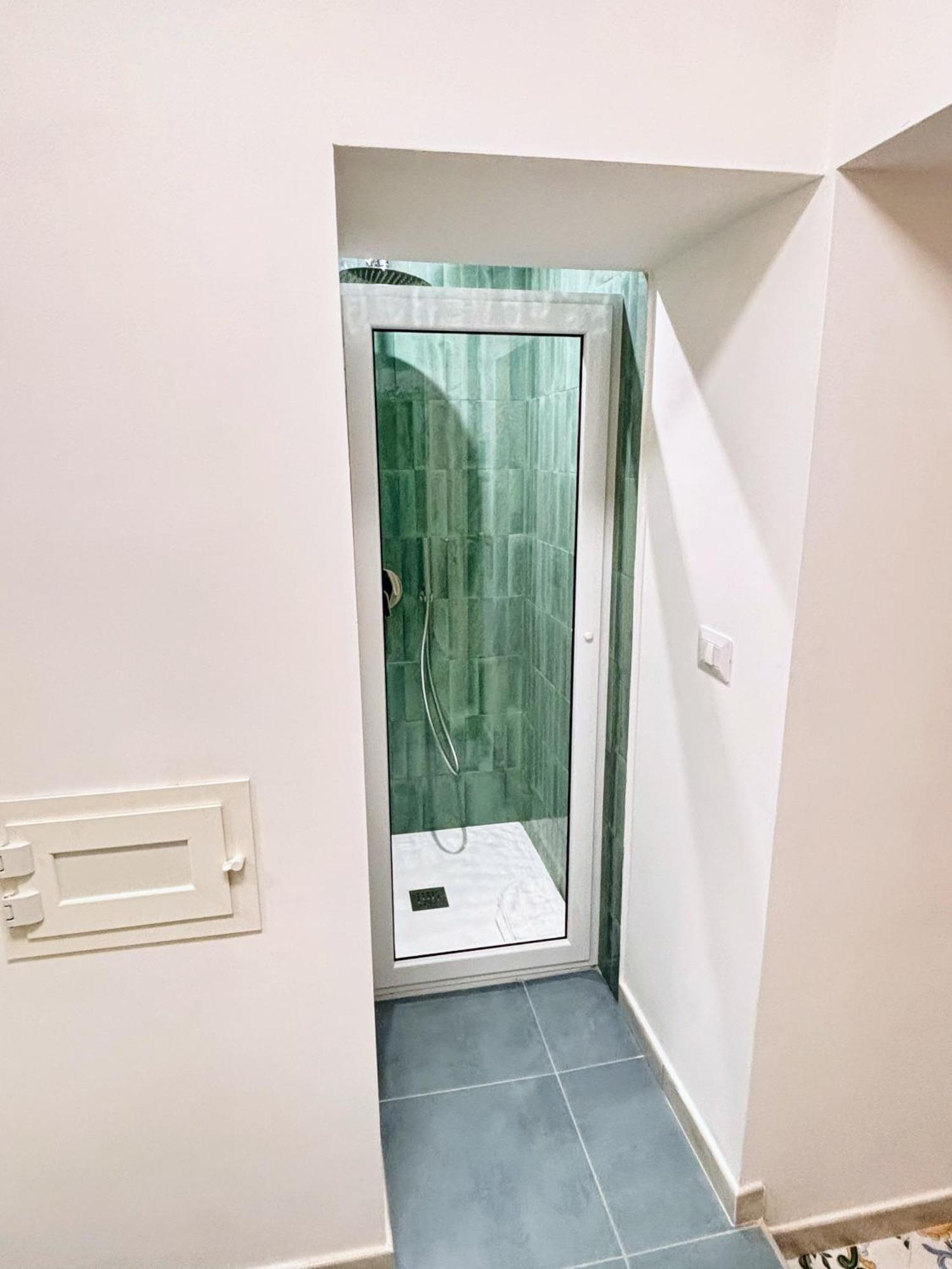 La Maison Di Partenope Napoli Esterno foto