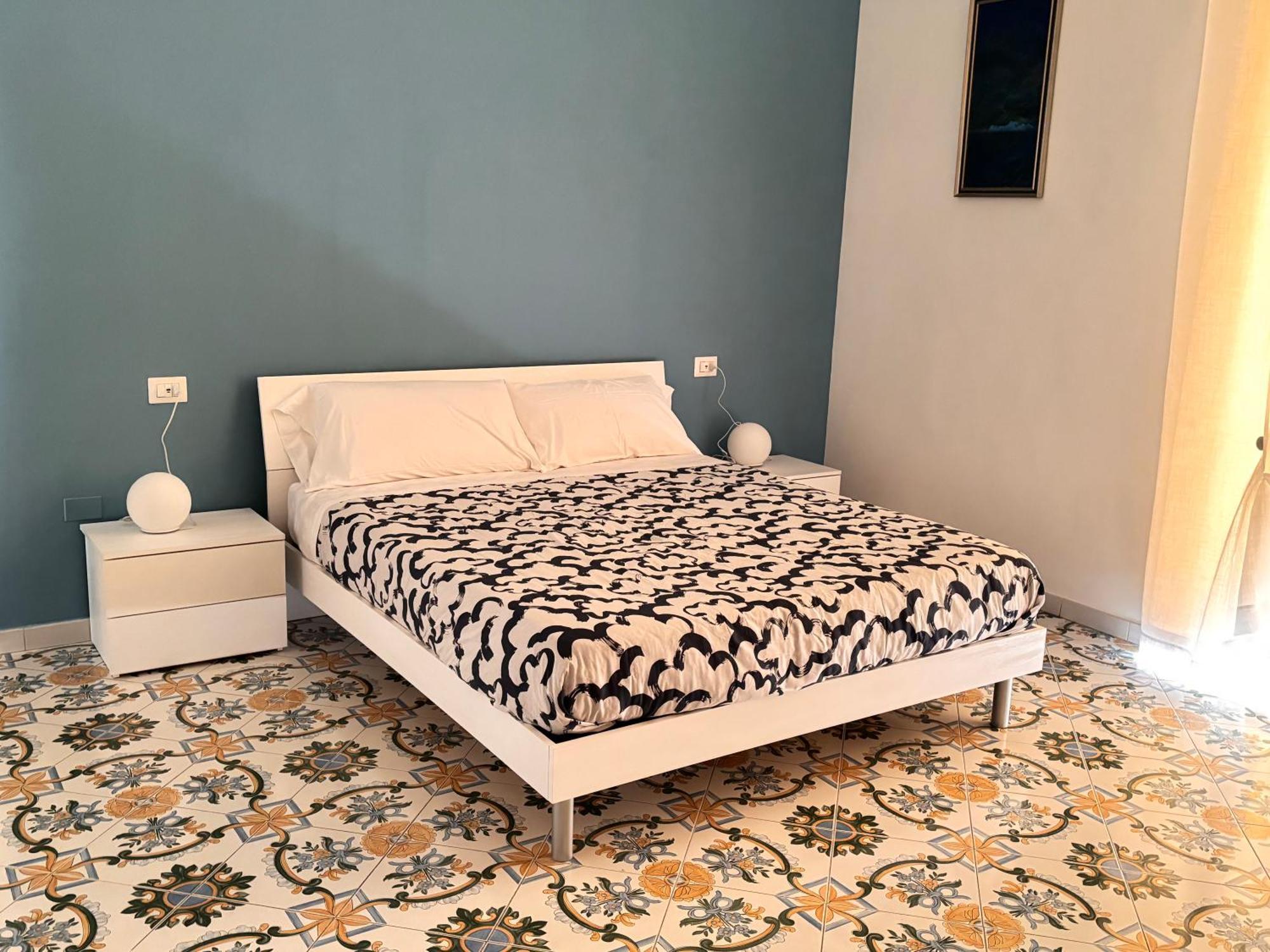 La Maison Di Partenope Napoli Esterno foto
